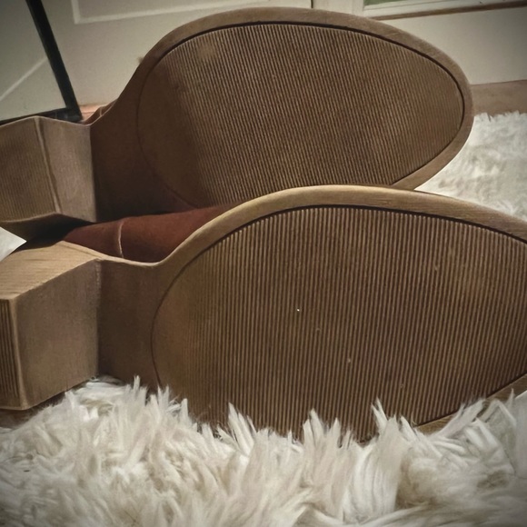 SO Women's Brown Ankle Booties Boots Heeled Size 6 - Picture 5 of 8